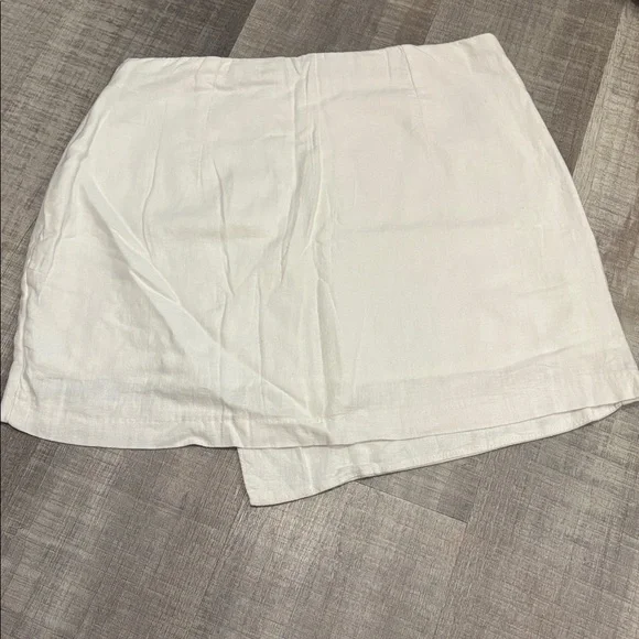 abercrombie white mini skort - Picture 2 of 4